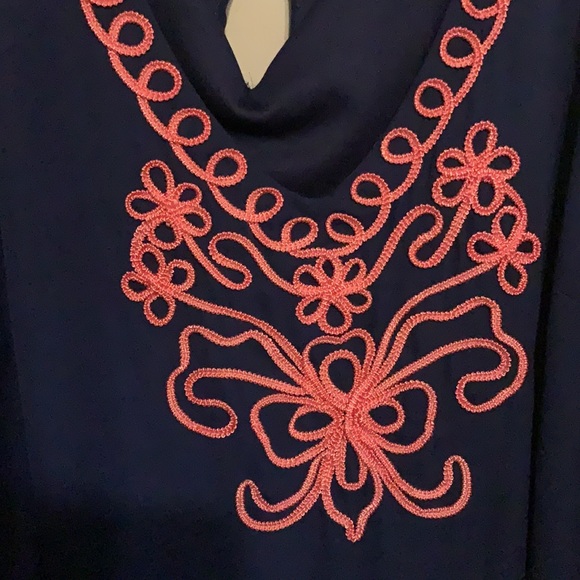 Pink and Navy Sleeveless Dress - Picture 2 of 4